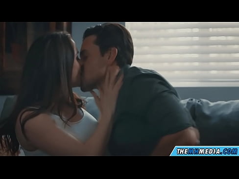 ❤️ Rhyw rhamantus gyda mam busty dda ❤ Fideo porn wrthon ni ☑